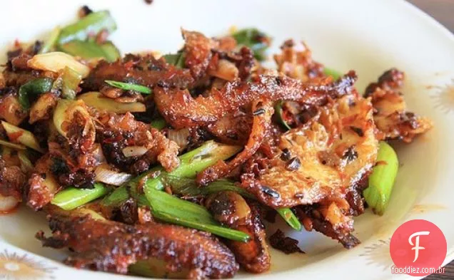 Tripa frita com Pasta De Feijão De Pimenta