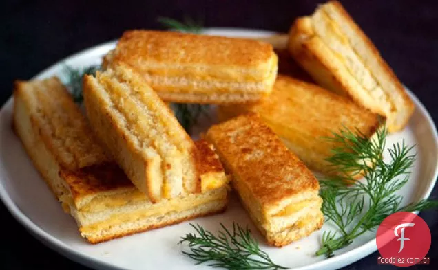 Sanduíches Crocantes E Cheesy Party