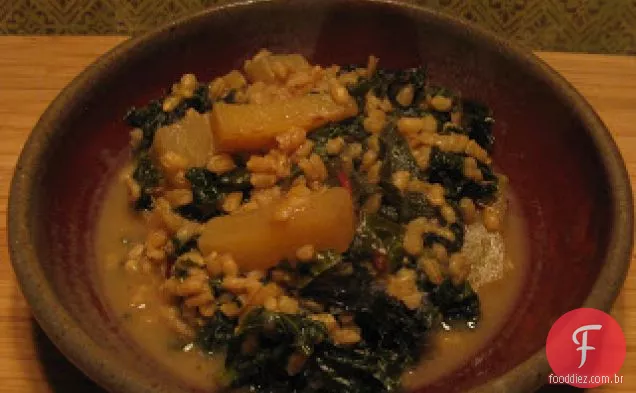 Risoto De Cevada Com Beterraba Dourada E Verduras