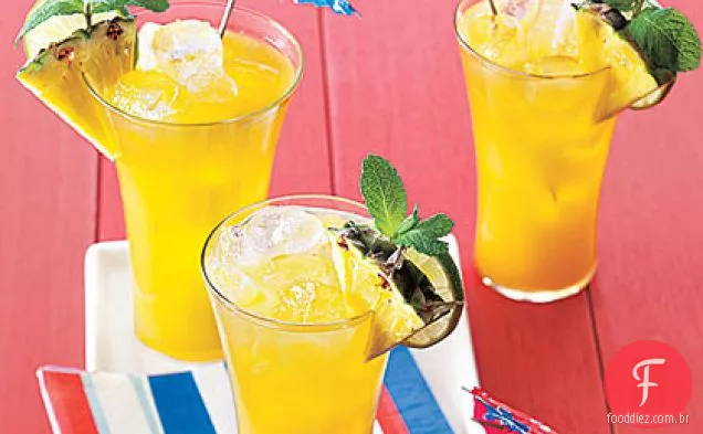 Pineapple Planter's Punch