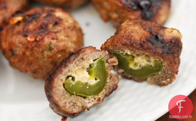 Ovos De Tatu (Recheados Com Queijo, Recheados Com Linguiça, Jalapeños Grelhados)