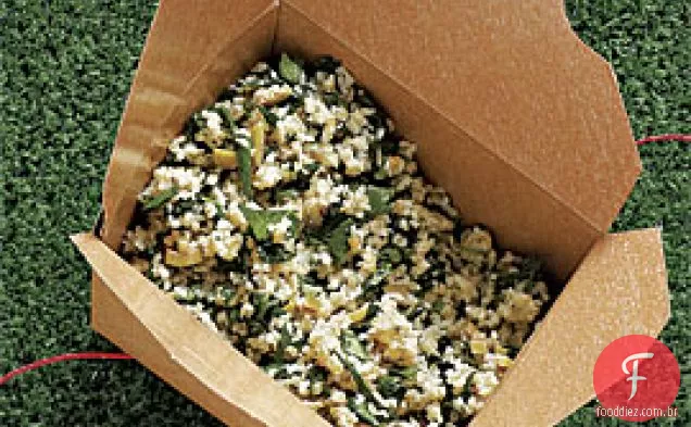 Salada Bulgur Com Acelga Murcha E Azeitonas Verdes