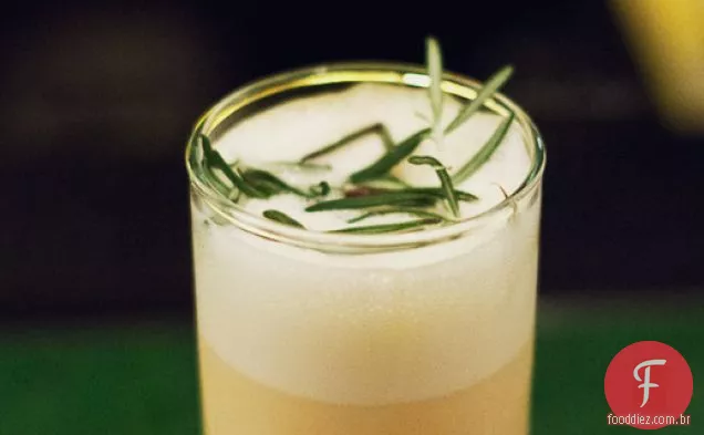 Royal Garland Fizz