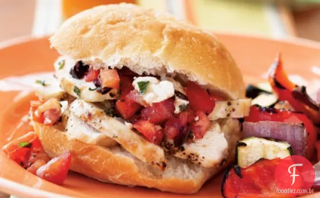 Sanduíches de frango grelhado e Tapenade