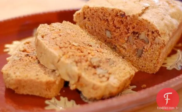 Bolo De Pão De Noz De Cenoura