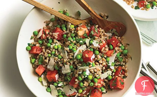 Ervilha de Verão, melancia e salada Farro