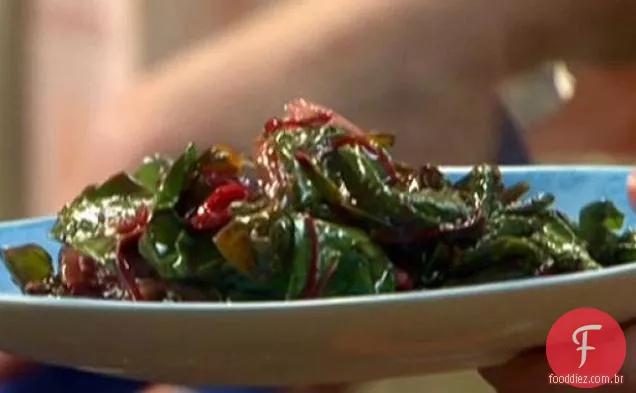 Verdes escuros com Cranberries