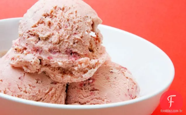 Sorvete balsâmico de morango Bi-Rite Creamery
