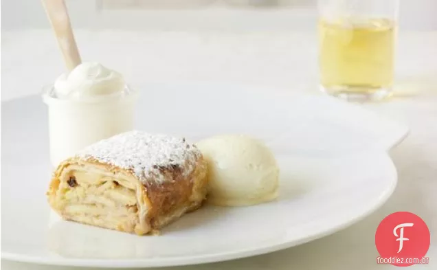 Easy Apple Strudel