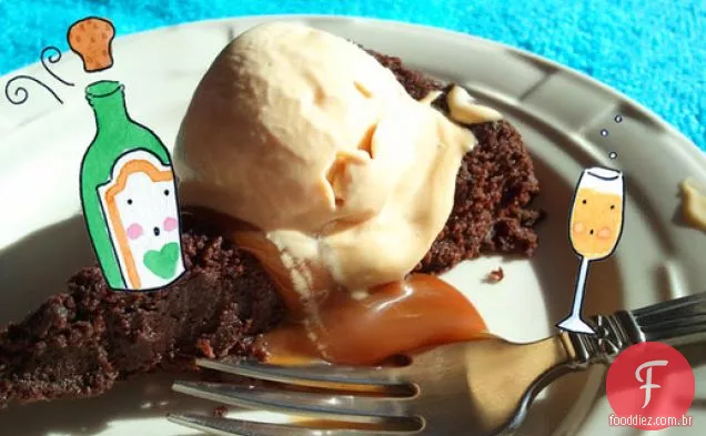 Bolo De Chocolate Quase Sem Farinha Com Dulce De Leche