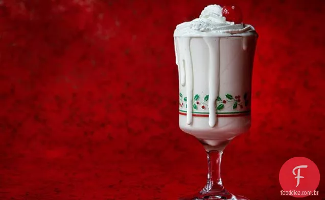 Caseiro Mcdonald's-estilo Eggnog Shake