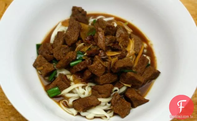 Jantar Hoje À Noite: Ensopado De Carne Sichuan Com Orelhas Rápidas