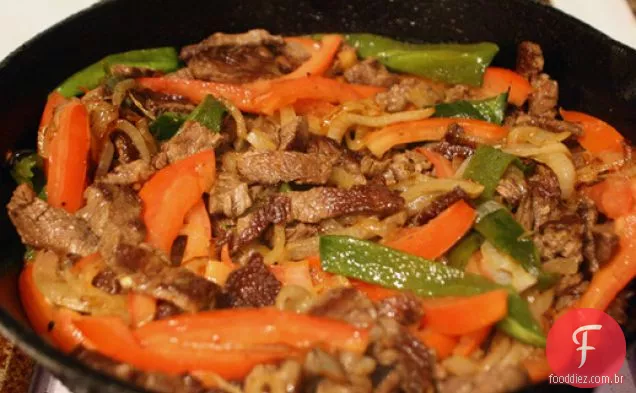 Jantar esta noite: bife Salteado à la Mexicana