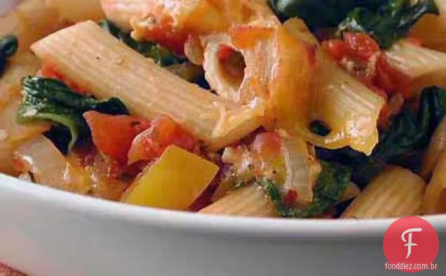 Ziti assado com espinafre, tomate e Gouda defumado