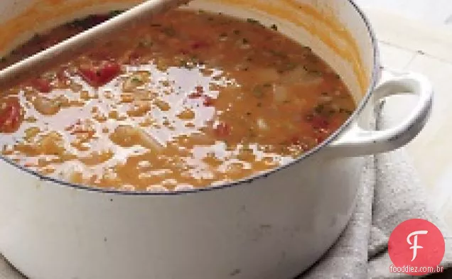 Sopa De Lentilha Vermelha Com Nabo E Salsa