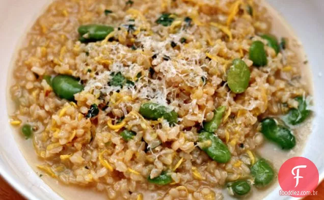 Jantar esta noite: Risoto marrom com abóbora de Verão, Favas e hortelã