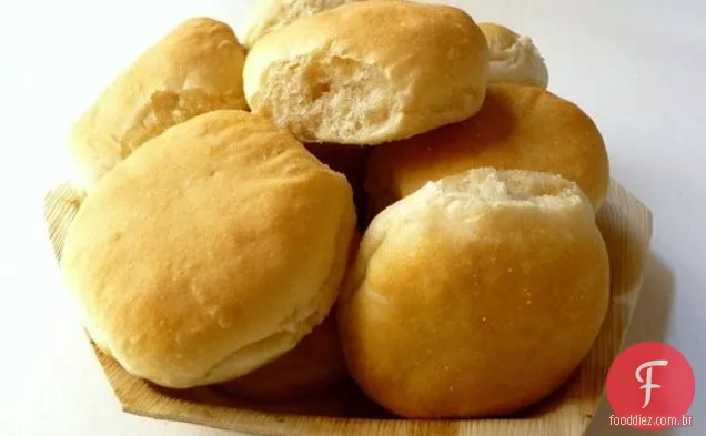 Panificação De Pão: Pães Leves De Hambúrguer De Centeio