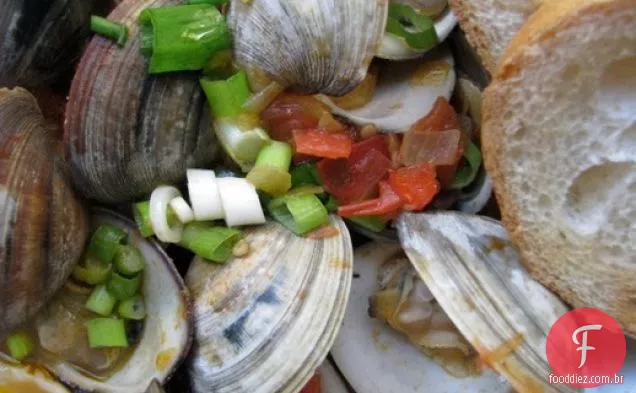 Ceia de domingo: guisado de Molusco e chouriço
