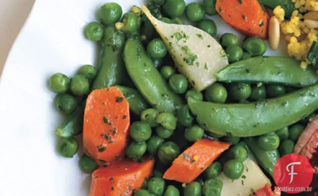 Guirlanda De Legumes Da Primavera
