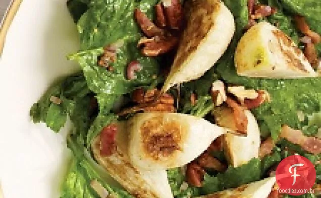 Salada De Nabo E Espinafre Com Vinagrete De Bacon Quente