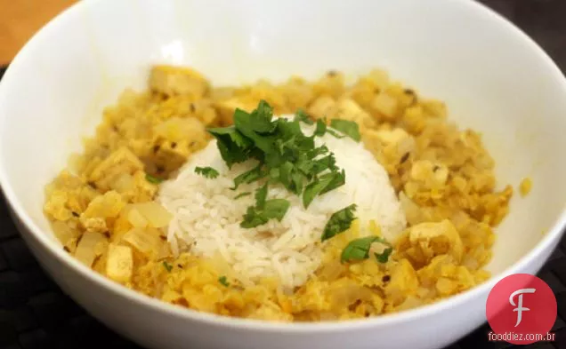 Jantar esta noite: lentilha vermelha e Curry de Tofu