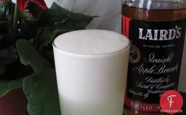 Hora de uma bebida: o Apple Blow Fizz