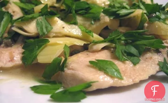 Saudável e delicioso: frango com alcachofras e alcaparras