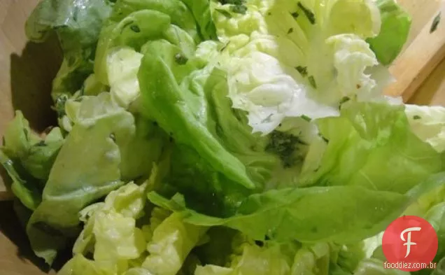 Salada de alface manteiga com estragão e citrinos-vinagrete de mel