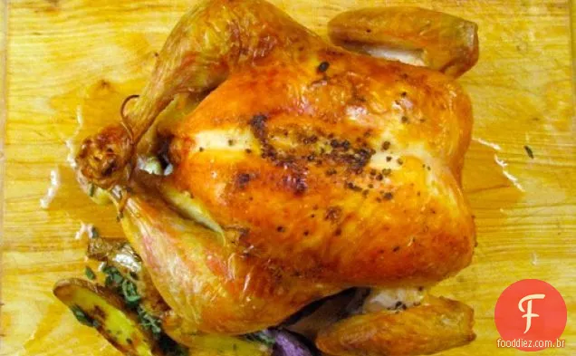 Ceia de domingo: Frango Assado Com Limão Com Batatas de ervas
