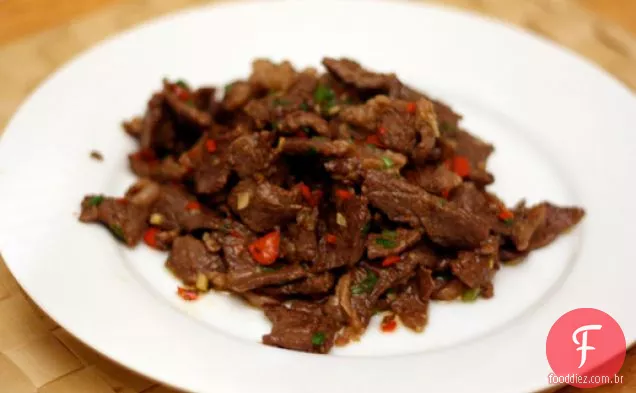 Jantar esta noite: carne Hunan com cominho