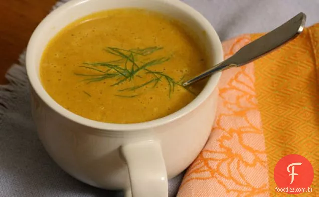 Coma por oito dólares: sopa de cenoura-erva-doce assada
