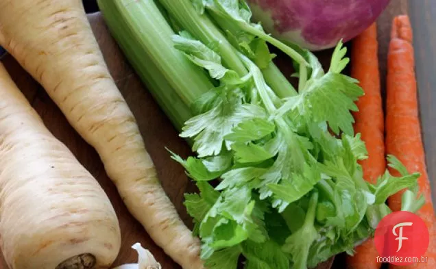 Ensopado De Medley De Vegetais E Lentilhas