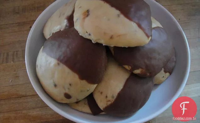 Cozinhe o livro: biscoitos russos em preto e branco