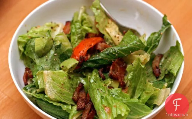 Jantar esta noite: Bacon, alface e salada de tomate com molho Aioli