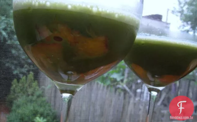 Pêssegos assados no forno de Bill Yosses com Elixir de chá verde