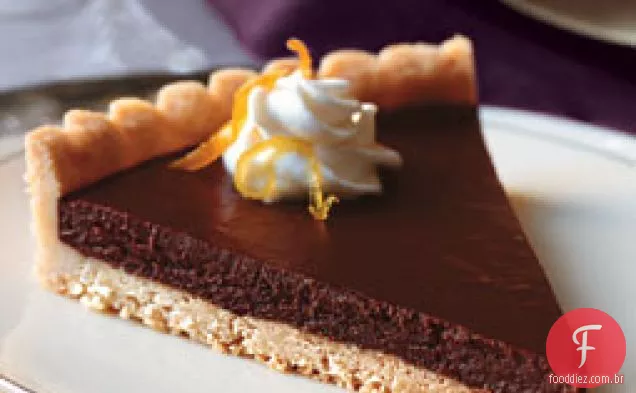 Chocolate agridoce-torta cítrica com chantilly de jasmim