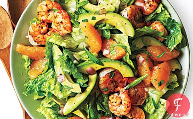 Salada de camarão, abacate e toranja