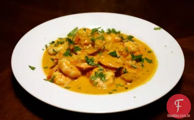 Jantar esta noite: Curry de camarão de amêndoa iniciante com tomate