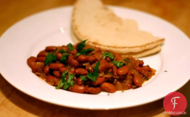 Jantar esta noite: Punjabi Rajma (feijão e tomate Curry)