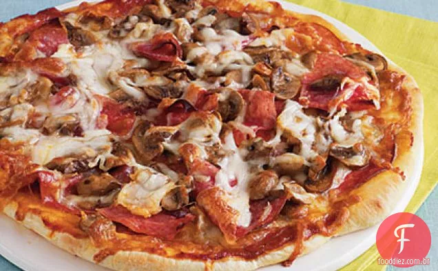 Salame e cogumelos Pizza
