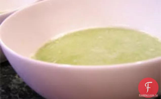 Jantar esta noite: sopa de ervilha e gengibre