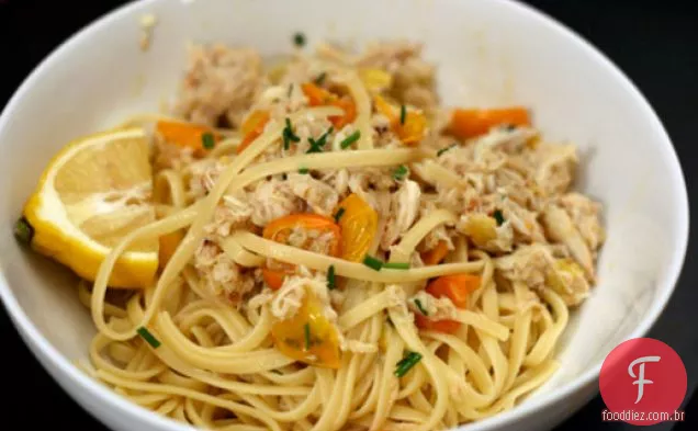 Jantar esta noite: Linguine com caranguejo e pimenta
