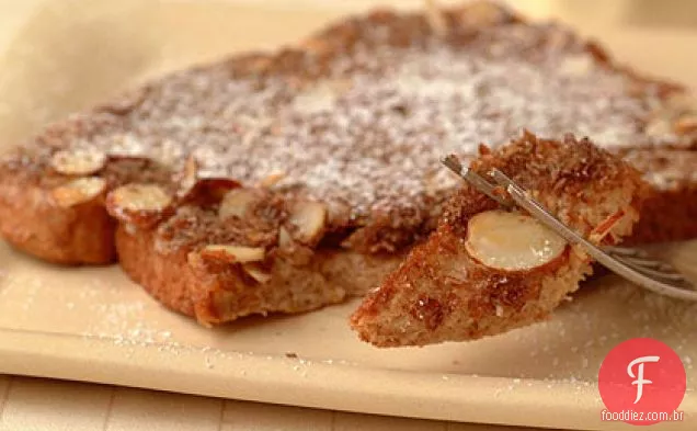 Torrada Francesa Com Crosta De Amêndoa