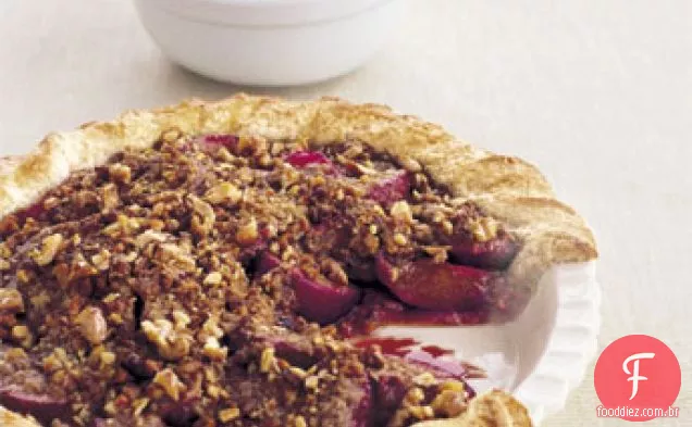 Torta De Ameixa Streusel com leite gelado de limão e limão