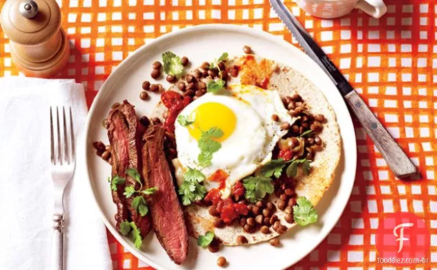 Bife e ovos Rancheros