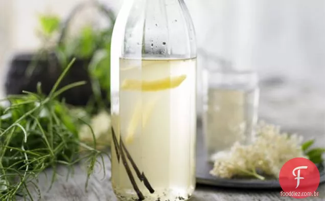 Sabugueiro, limão e baunilha cordial