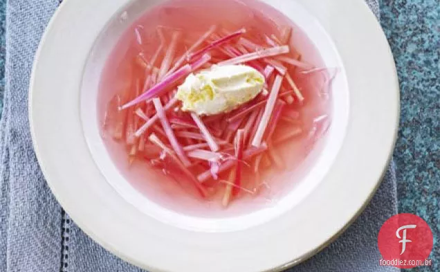 Ruibarbo gelatinoso e sopa de baunilha
