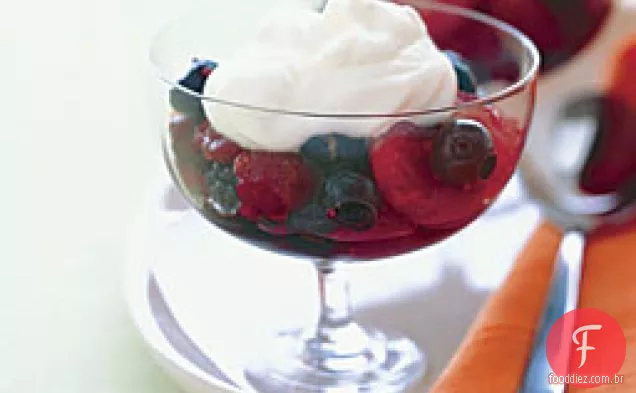 Bagas misturadas com Mascarpone-creme Limoncello
