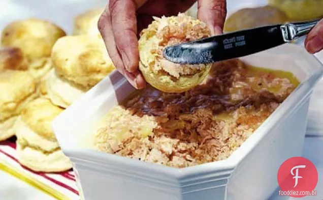 Salmão fresco e defumado em vaso