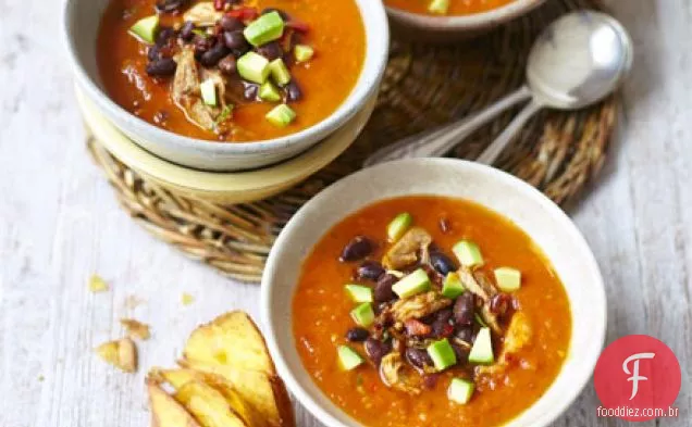 Frango assado Mexicano e sopa de tomate